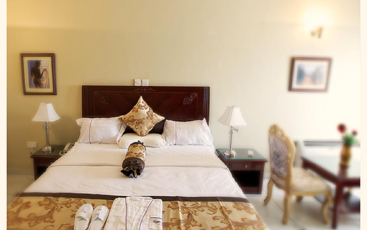 Oxygen Holiday Resort โอเวอร์รี ภายนอก รูปภาพ